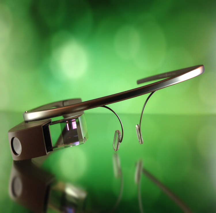 https://imwagency.com/wp-content/uploads/2015/01/Google_Glass_photo.jpg